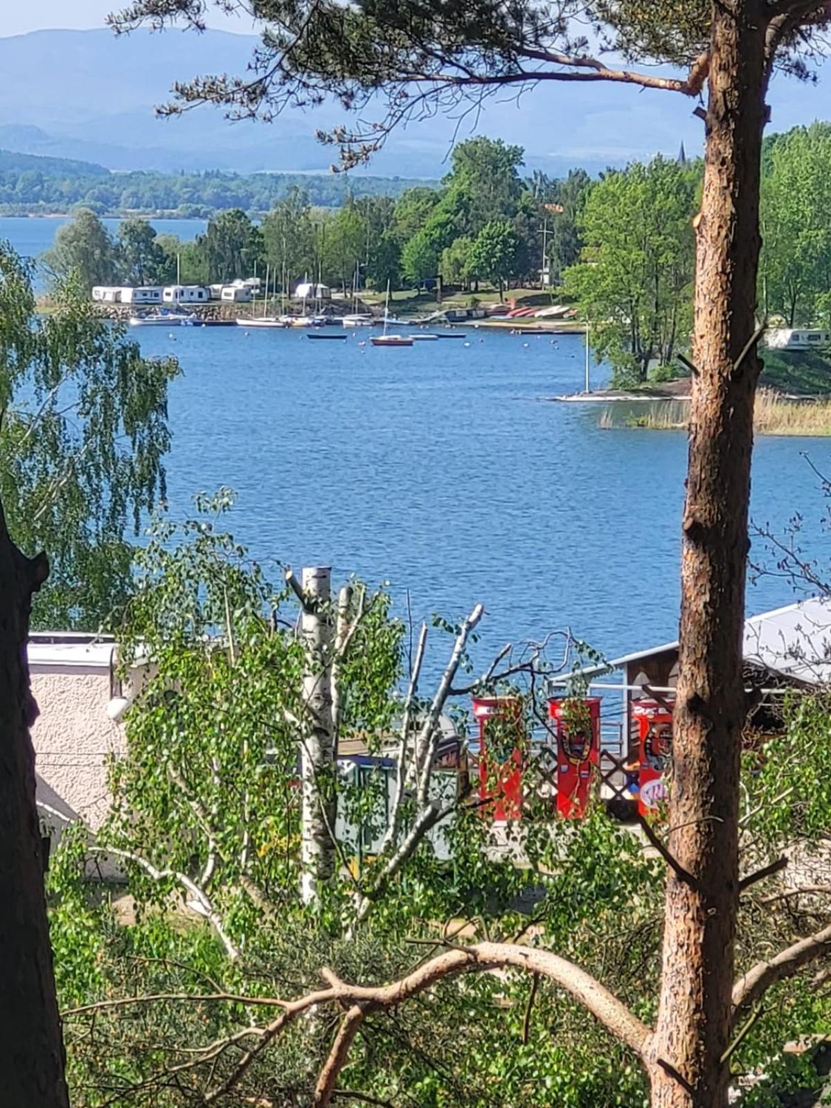 Domki Na Drzewach Skorochow Buitenkant foto